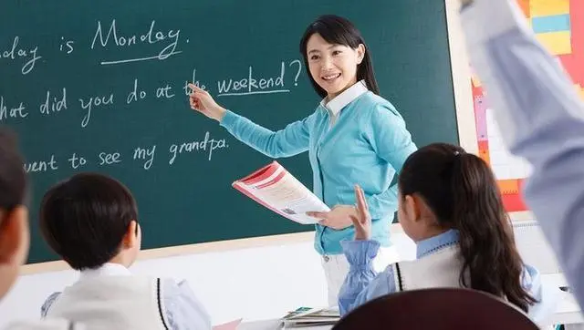 适合形容老师优美句子-可以对老师说的说说